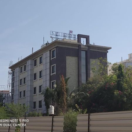 Hotel Sai Jashan Shirdi - Where Blessings & Comfort Meet Exterior photo