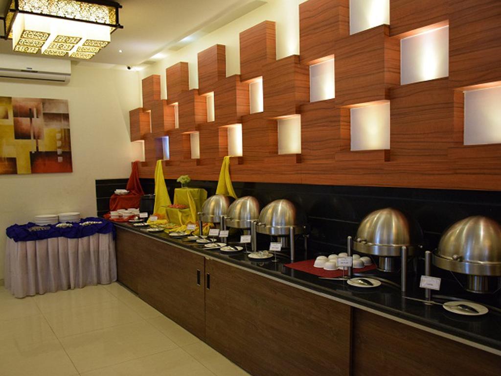 Hotel Sai Jashan Shirdi - Where Blessings & Comfort Meet Exterior photo