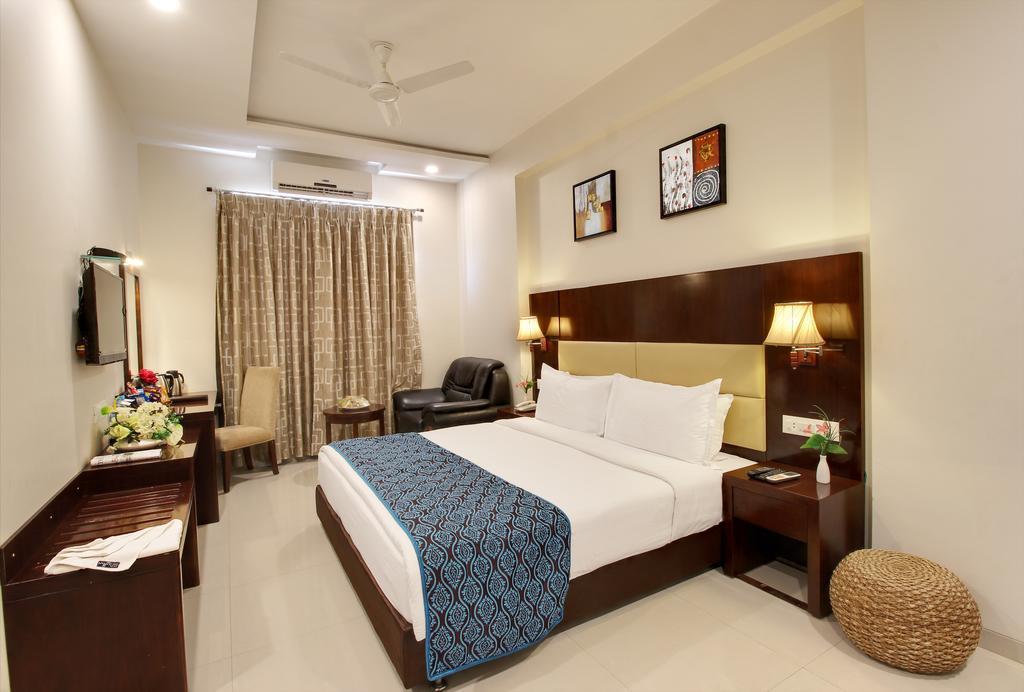 Hotel Sai Jashan Shirdi - Where Blessings & Comfort Meet Exterior photo