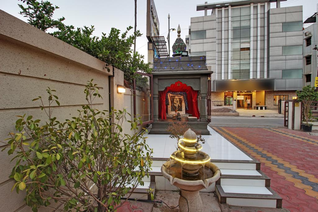 Hotel Sai Jashan Shirdi - Where Blessings & Comfort Meet Exterior photo