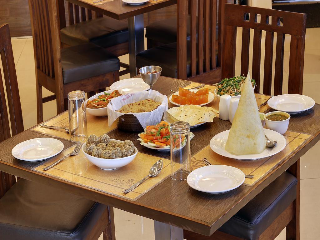 Hotel Sai Jashan Shirdi - Where Blessings & Comfort Meet Exterior photo