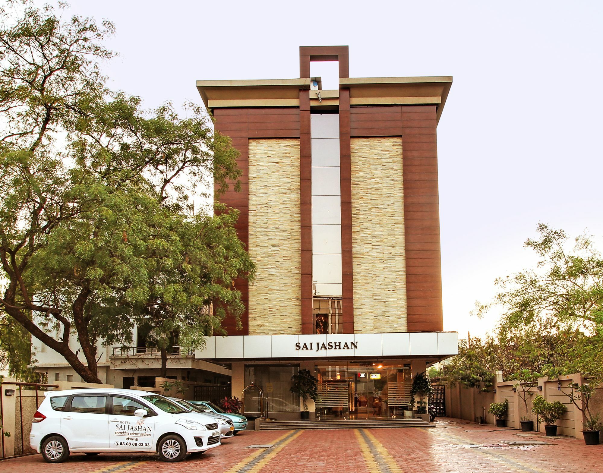 Hotel Sai Jashan Shirdi - Where Blessings & Comfort Meet Exterior photo