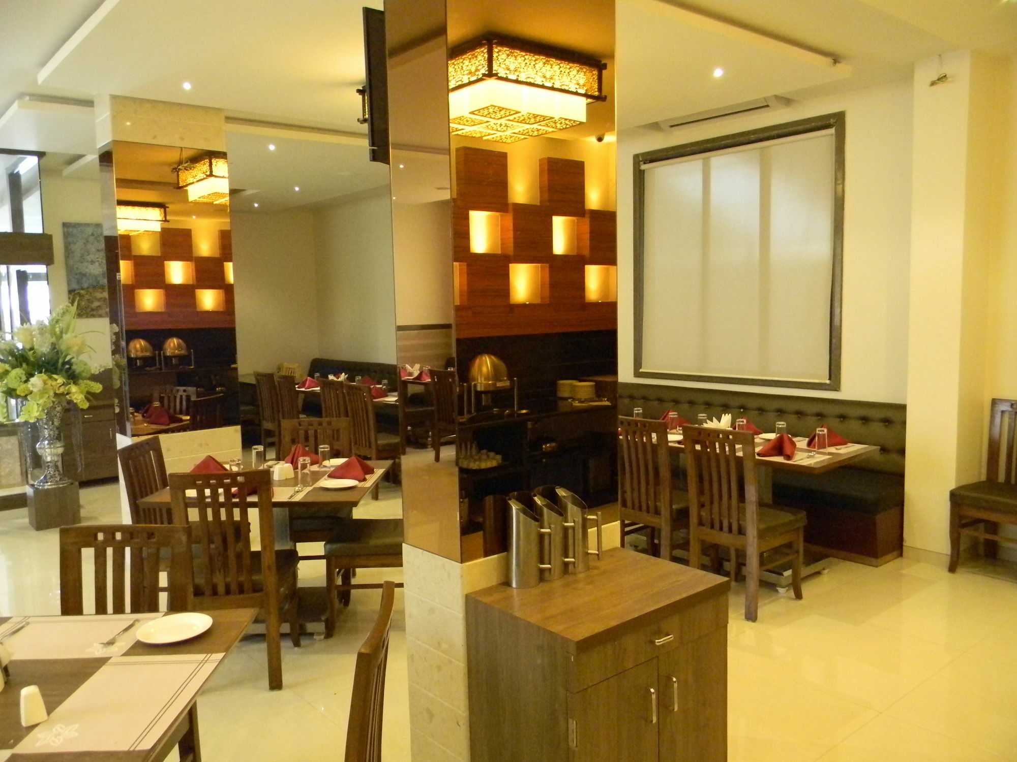 Hotel Sai Jashan Shirdi - Where Blessings & Comfort Meet Exterior photo