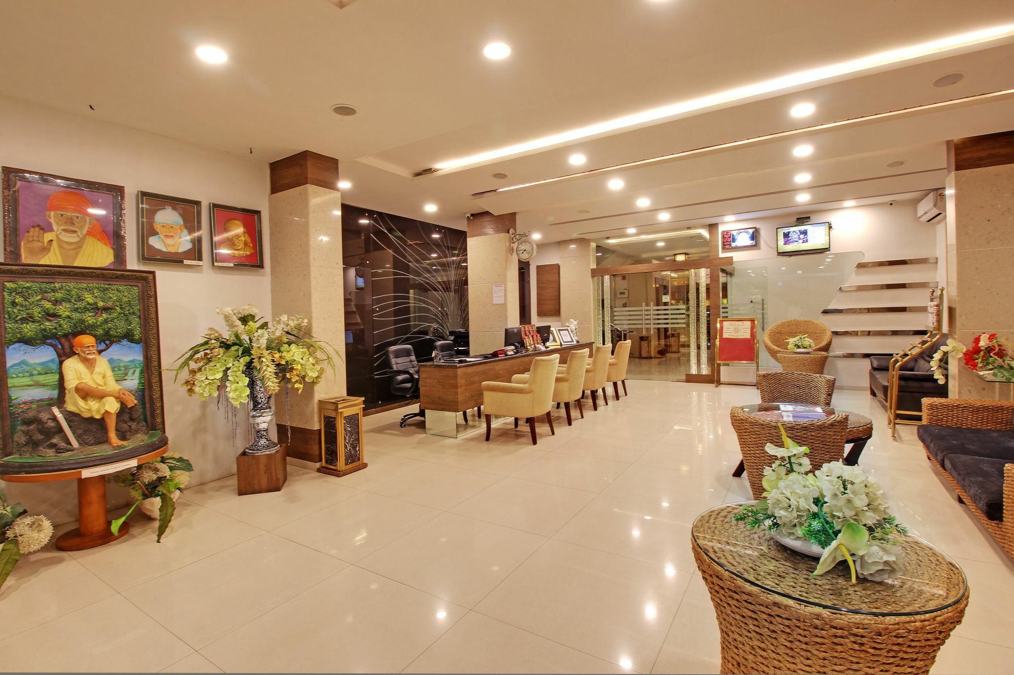 Hotel Sai Jashan Shirdi - Where Blessings & Comfort Meet Exterior photo